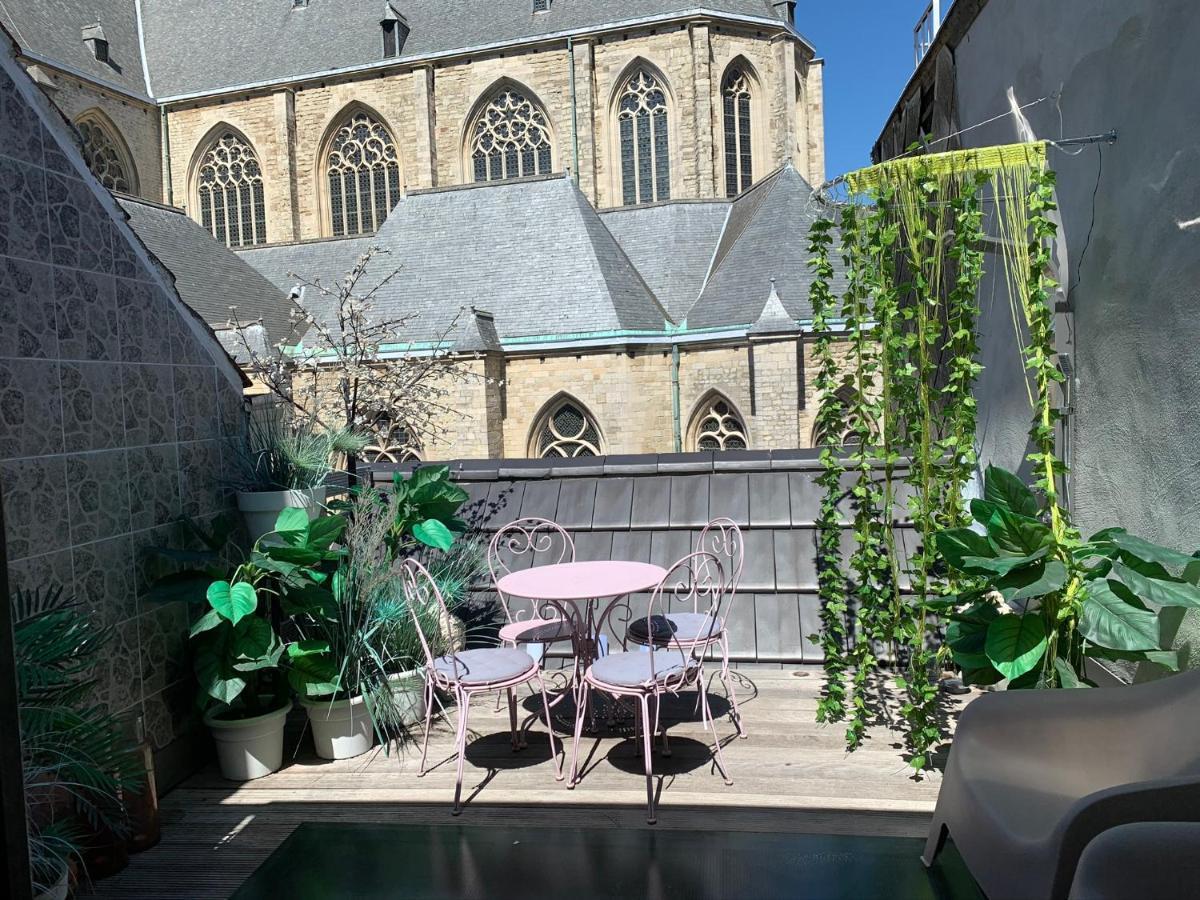 Apartamento Wellness Loft With Sauna, Jacuzzi, Roof Terrace & Amazing View Amberes Exterior foto