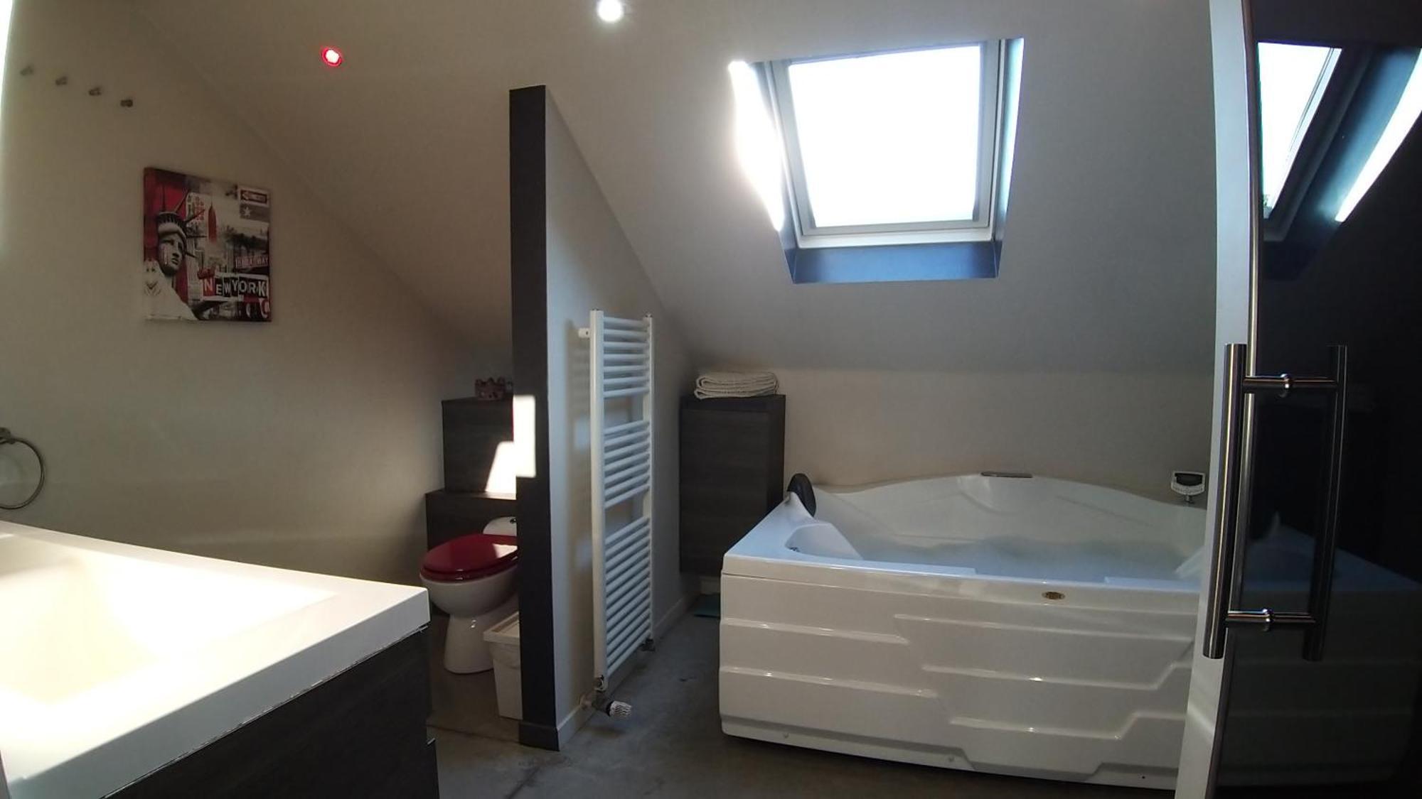 Apartamento Wellness Loft With Sauna, Jacuzzi, Roof Terrace & Amazing View Amberes Exterior foto