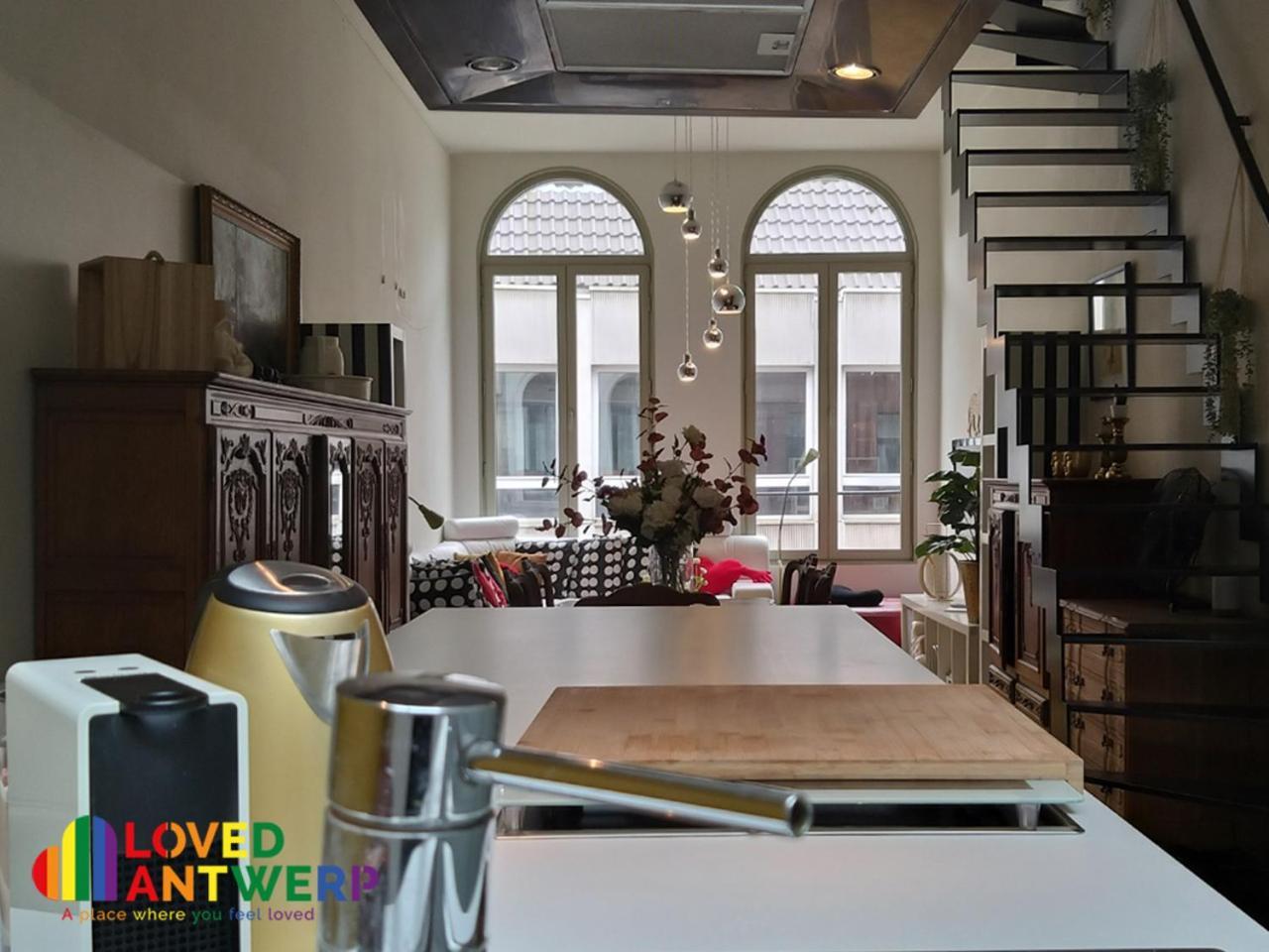 Apartamento Wellness Loft With Sauna, Jacuzzi, Roof Terrace & Amazing View Amberes Exterior foto