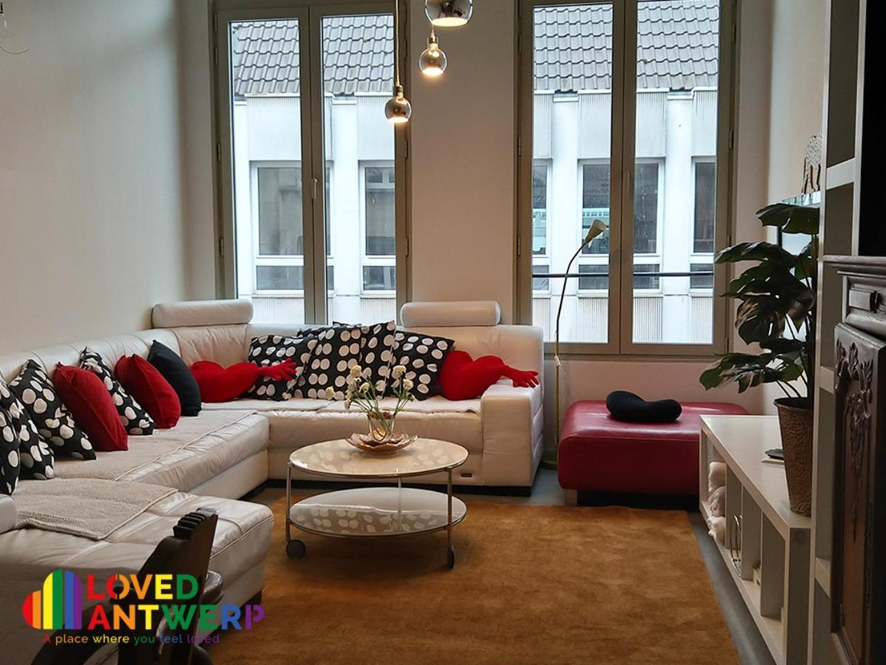 Apartamento Wellness Loft With Sauna, Jacuzzi, Roof Terrace & Amazing View Amberes Exterior foto